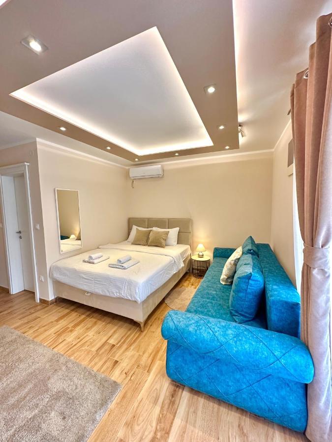 Villa Blanca Risan Exterior photo