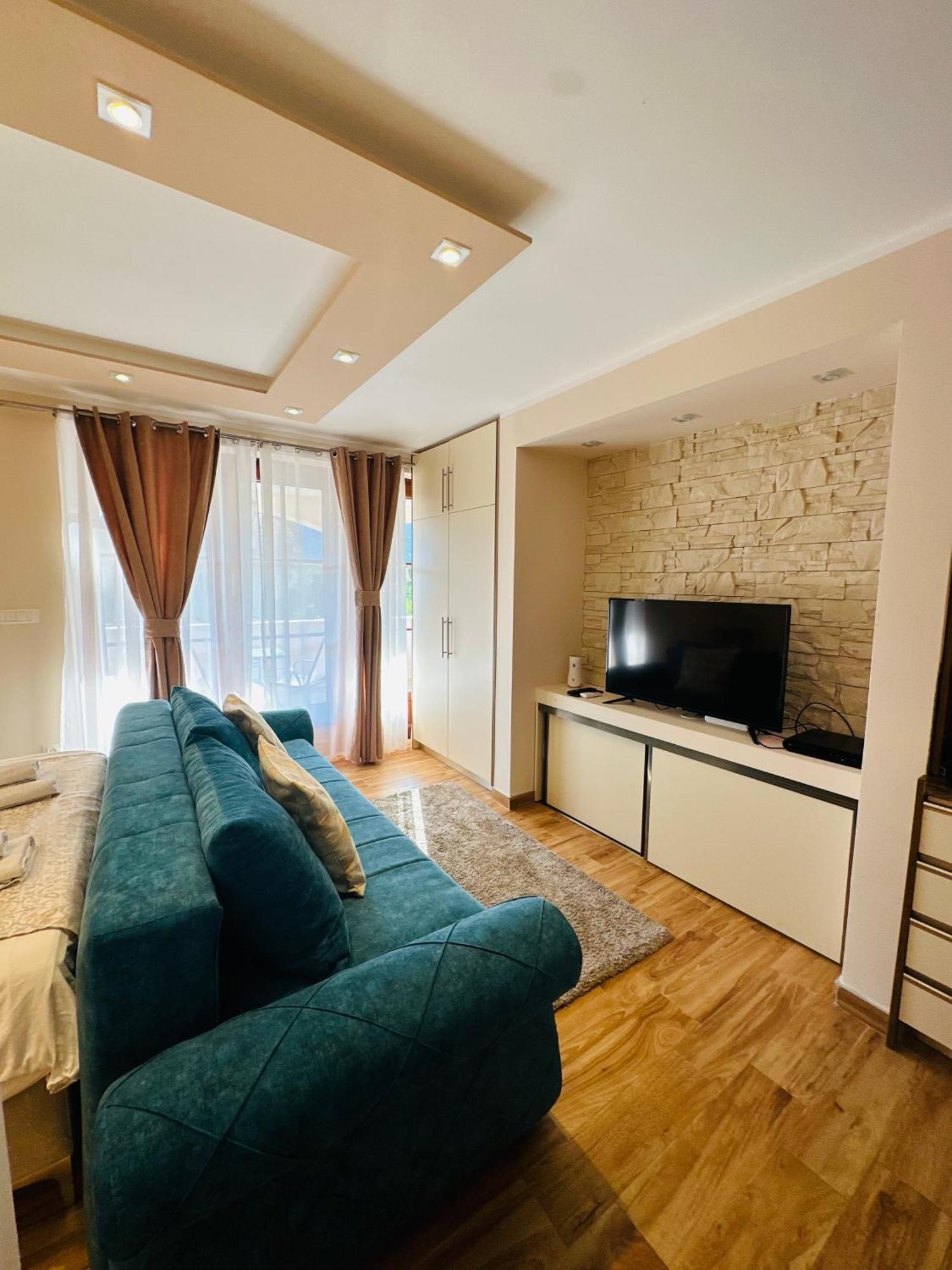Villa Blanca Risan Exterior photo